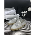 CHANEL fisherman shoes Chanel classic version of the original injection of rubber translucent rubber original color hemp sole