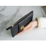 𝗖𝗛𝗔𝗘𝗡𝗟✦Classic 19 Collection Translucent and bright textured goatskin 🐐 Phone bag Black Gold