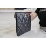 𝗖𝗛𝗔𝗘𝗡𝗟✦Classic 19 Series Imported Channel Special Lambskin🐑 Carry-on Clutch Bag Classic ➼ Black Gold