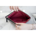 𝗖𝗛𝗔𝗘𝗡𝗟✦Classic 19 Series Imported Channel Special Lambskin🐑 Carry-on Clutch Bag Classic ➼ Black Gold