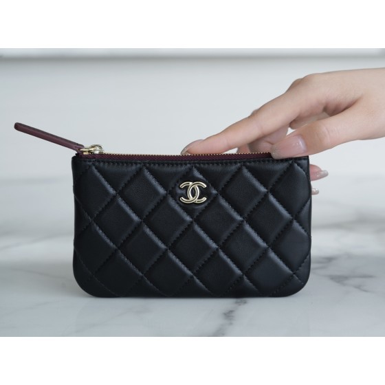 𝗖𝗛𝗔𝗘𝗡𝗟✦ Channel custom lambskin 🐏 Classic mini zipper carry-on bag black gold 🐑