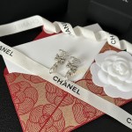 CHANEL🇫🇷Xiaoxiang middle-aged double C earrings