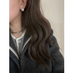 CHANEL🇫🇷Xiaoxiang Swarovski crystal diamond two-color five-pointed star letter earrings