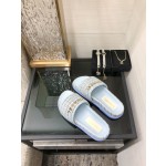 CHANEL 2022 early spring latest honey slippers fashion versatile series imported sheepskin cushioned feet