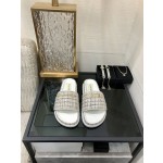 CHANEL 2022 early spring latest honey slippers fashion versatile series imported sheepskin cushioned feet