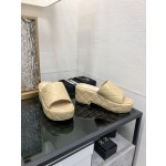 CHANEL 2022 early spring latest slope heel slippers fashionable and versatile series wear-resistant rubber outsole