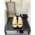CHANEL 2022 early spring latest slope heel slippers fashionable and versatile series wear-resistant rubber outsole