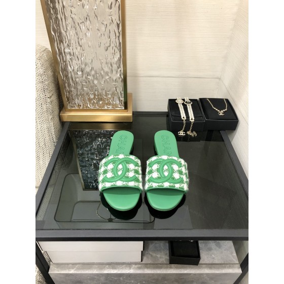 CHANEL 2023 spring and summer latest electric embroidery honey slippers Imported leather outsole