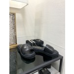 CHANEL 2023 spring and summer latest electric embroidery honey slippers Imported leather outsole