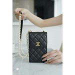 𝗖𝗛𝗔𝗘𝗡𝗟✦2021 𝗦𝘀 New for spring and summer Artificial pearls and calfskin body Pearl phone bag