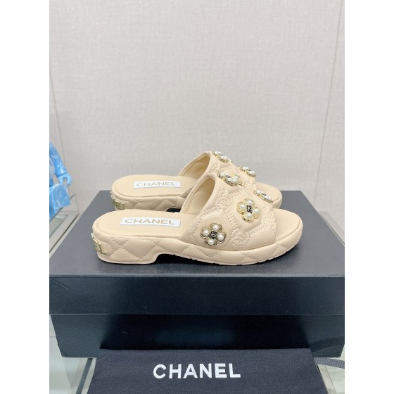 CHANEL water table thick bottom pearl flower slippers original rubber sole