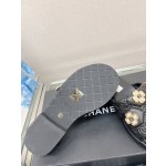 CHANEL water table thick bottom pearl flower slippers original rubber sole