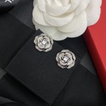 CHANEL🇫🇷Xiaoxiang camellia stud earrings earrings jewelry
