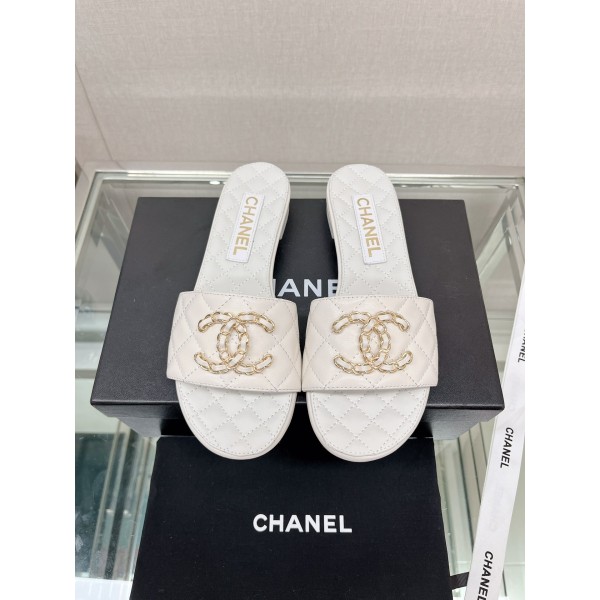 CHANEL 23Ss new diamond check chain double C buckle metal heel slippers sheepskin lining