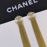 CHANEL🇫🇷Xiaoxiang carved tassel chain letter pearl earrings earrings