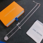 Louis Vuitton vintage silver necklace, couple's version, chain length 60 cm, changeable