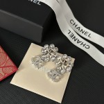 CHANEL🇫🇷Xiaoxiang two-color crystal diamond letter camellia stud earrings earrings jewelry