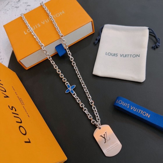 Louis Vuitton vintage silver necklace, couple's version, chain length 60 cm, changeable