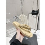 CHANEL summer new bread flip-flops clip toe flip-flops beach sandals