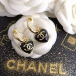 CHANEL🇫🇷Xiaoxiang three-dimensional double-sided pearl love letter earrings earrings