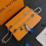 Louis Vuitton vintage silver necklace, couple's version, chain length 60 cm, changeable