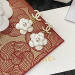 CHANEL🇫🇷Xiaoxiang three-dimensional letter camellia pearl stud earrings earrings jewelry