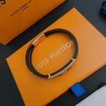 Louis Vuitton cowhide bracelet 🇷🇼 Couple's version