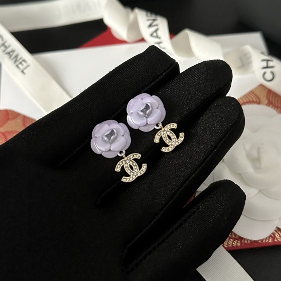 CHANEL🇫🇷Xiaoxiang middle-aged double C earrings