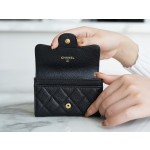 𝗖𝗛𝗔𝗘𝗡𝗟✦ 𝗖𝗹𝗮𝘀𝗶𝗰 𝗙𝗹𝗮𝗽 Using French 🇫🇷 import "𝑯𝒂𝒔𝒔 𝒔𝒔" original calfskin leather 🐂 Classic Card Case -- Black Gold