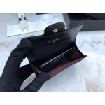 𝗖𝗛𝗔𝗘𝗡𝗟𝗖𝗖𝗹𝗮𝘀𝗶𝗰𝗙𝗹𝗮𝗽𝗽𝗽 adopts the "GR" first-class lambskin classic card package • • Black silver