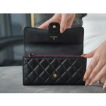 𝗖𝗛𝗔𝗘𝗡𝗟✦ 𝗖𝗹𝗮𝘀𝗶𝗰 𝗙𝗹𝗮𝗽 Using Italian 🇮🇹 import "𝗚𝗥" original lambskin 🐑 classic two-fold long clip black cow gold