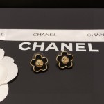 CHANEL🇫🇷Xiaoxiang earrings