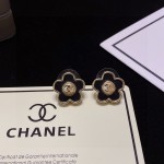 CHANEL🇫🇷Xiaoxiang earrings