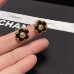 CHANEL🇫🇷Xiaoxiang earrings