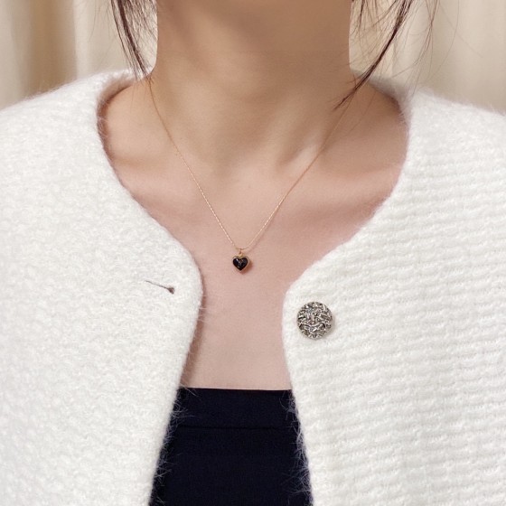 Louis Vuitton LV love necklace