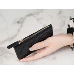 𝗖𝗛𝗔𝗘𝗡𝗟✦In exclusive channel special lambskin 🐑Classic zippered coin card case Black 🖤