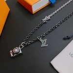Louis Vuitton vintage silver necklace, couple's version, chain length 60 cm, changeable