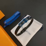 Louis Vuitton Cowhide bracelet, couple's style, length 22cm, adjustable and changeable