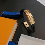 Louis Vuitton Cowhide bracelet, couple's style, length 22cm, adjustable and changeable