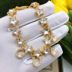 𝐆𝐮𝐜𝐜𝐢 Double G star bracelet