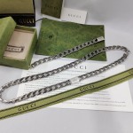 𝐆𝐮𝐜𝐜𝐢 striped necklace