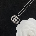 𝐆𝐮𝐜𝐜𝐢 Double G diamond-studded all-match necklace