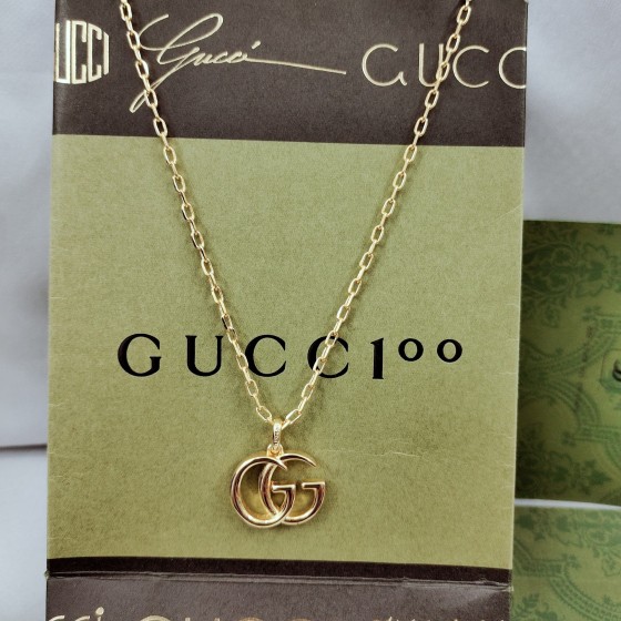 𝐆𝐮𝐜𝐜𝐢 Double G pendant