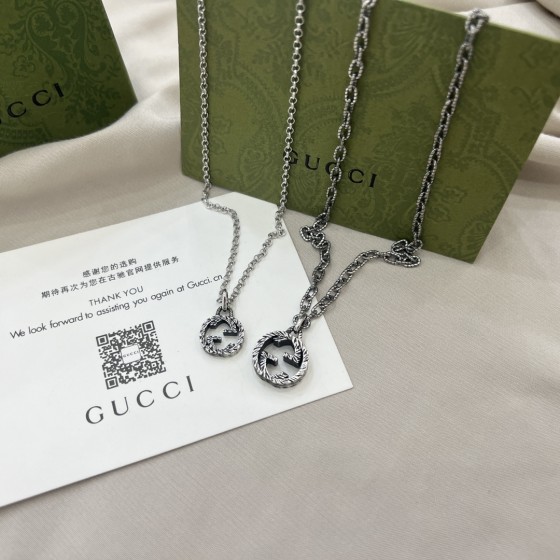 𝐆𝐮𝐜𝐜𝐢 925 Sterling Silver Double GInterlocking Vintage Necklace