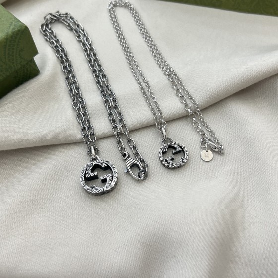 𝐆𝐮𝐜𝐜𝐢 925 Sterling Silver Double GInterlocking Vintage Necklace