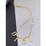 Dior letter 💎 necklace