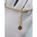 Dior letter 💎 necklace