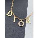 Dior letter 💎 necklace