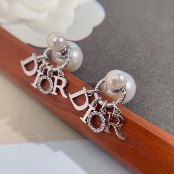 Dior pearl earrings