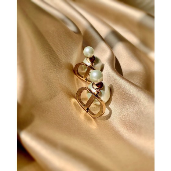 Dior cd letter pearl earrings earrings